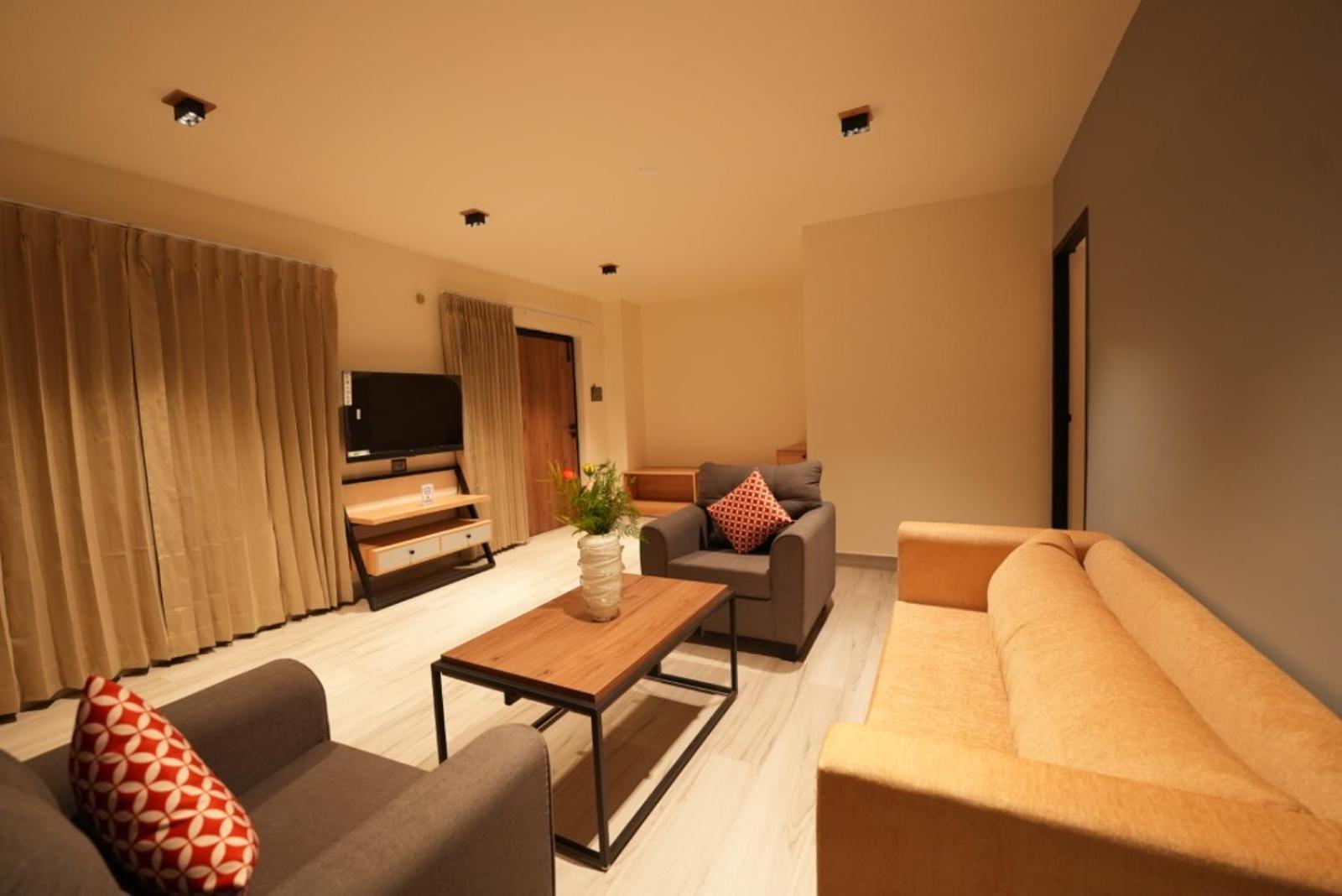 Aura Crimson Vistas Hotel โกไดกานัล ห้อง รูปภาพ